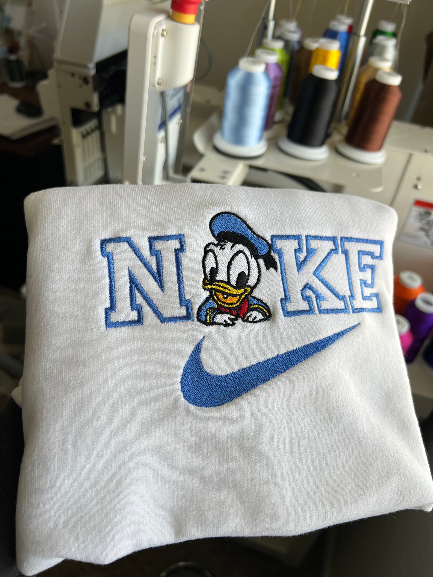 Donald Duck inspired embroidered sweatshirt