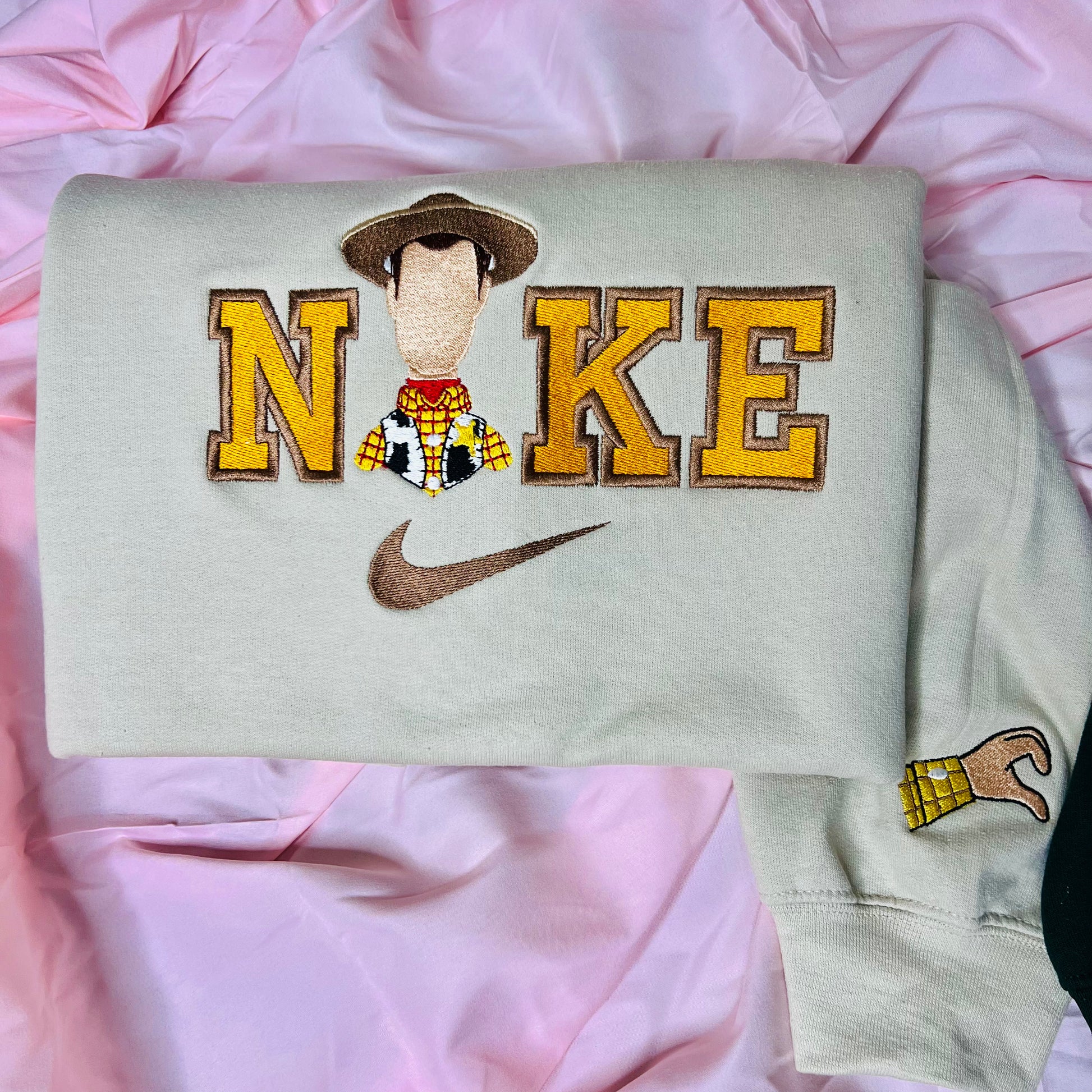 Best friends COWBOY embroidery design trendy embroidered sweater